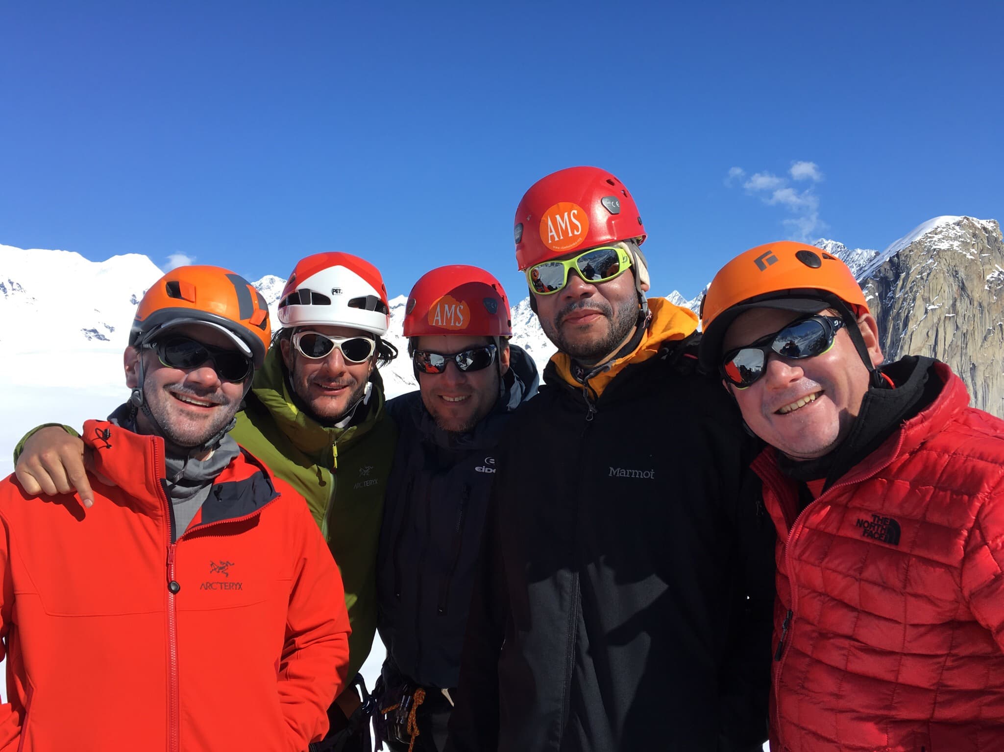 Quitting expedition members: curse or blessing?